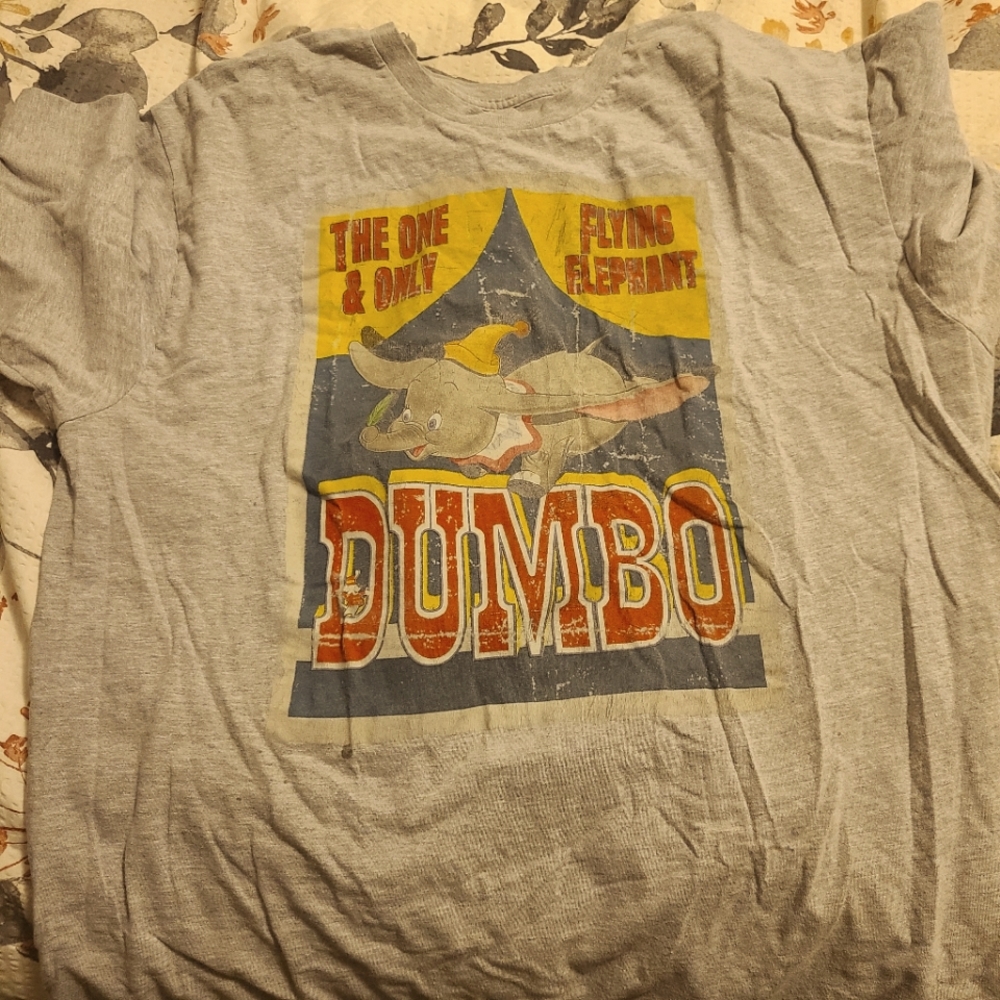 Dumbo graphic t shirt